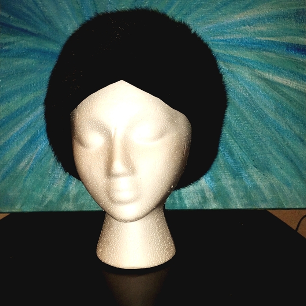 Neiman Marcus black mink 21.5" women's hat